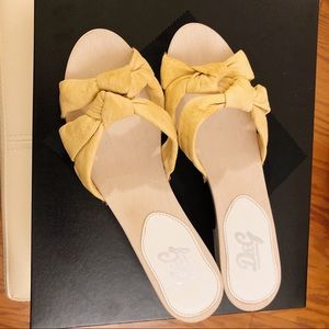 Dolce&Gabbana wood slippers